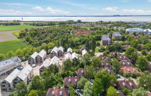 eine Luftansicht einer Stadt mit Häusern in der Unterkunft 2 Bedroom Gorgeous Apartment In Tossens in Stick