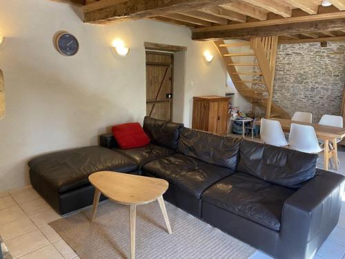 Photo de la galerie de l'établissement Holiday cottage with 2 bedrooms, à Bretteville-sur-Ay