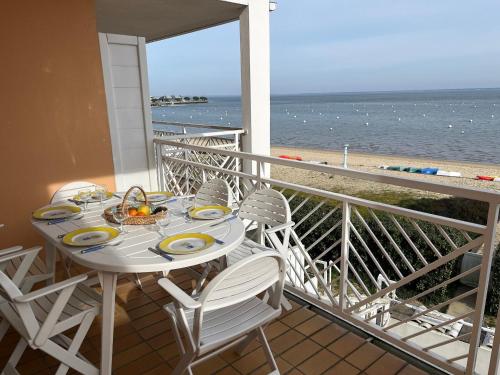 Appartement T3 en Bord de Mer à Arcachon avec Parking Sécurisé