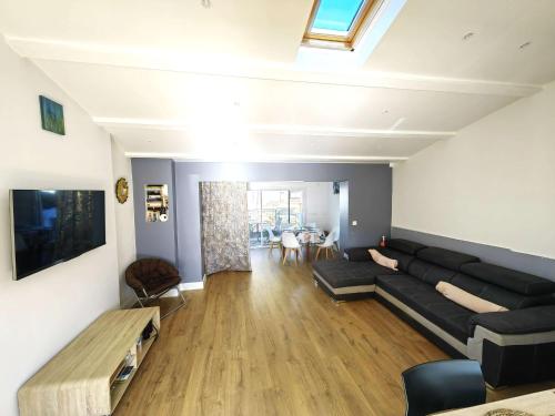 Photo de la galerie de l'établissement Spacieuse villa climatisée T3, 6pers, proche plage - FR-1-607-222, au Cap d'Agde