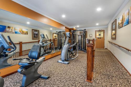 a gym with cardio equipment in a hotel room at Comfort Inn & Suites Durango in Durango