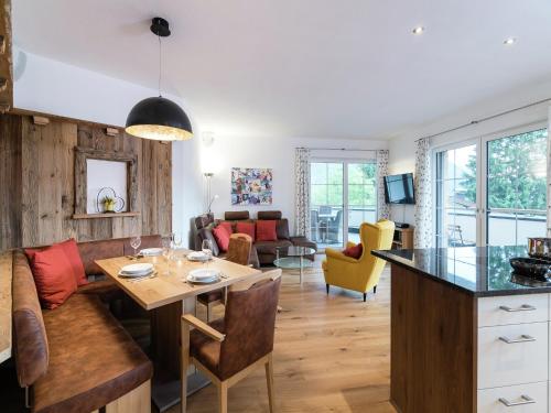 Gallery image of Chalet in Sankt Johann near Ski Slopes, cleaning included in Alpendorf
