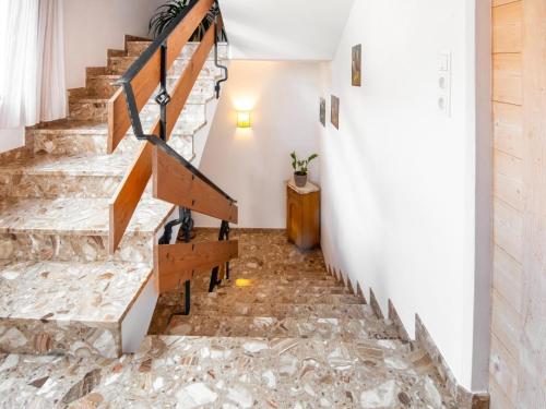 Gallery image of Chalet in Zillertal near Ski Bus Stop, cleaning included in Hainzenberg