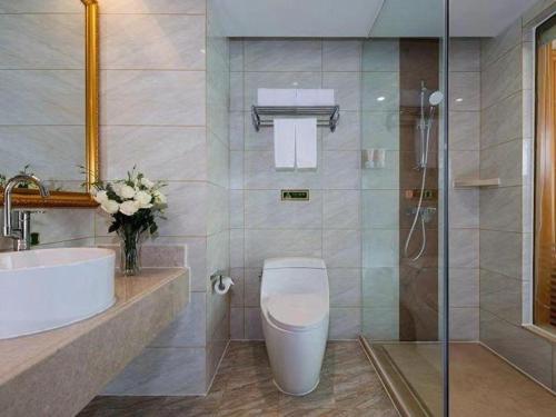 Koupelna v ubytování Vienna Hotel Jiangxi Jiujiang Gongqingcheng High-Speed Railway Station