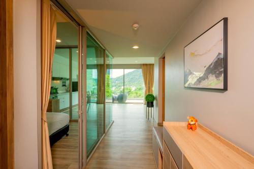 Gambar di galeri bagi Breathtaking Sea & Mountain View Private Pool di Ka Rorn