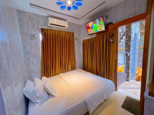 Gallery image of Rafitha Exclusive in Demangan