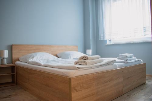 PRZYSTANEK ROSZKÓW -NOCLEGI i RESTAURACJA