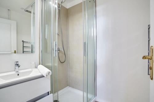 Sublime appartement Champs Elysées