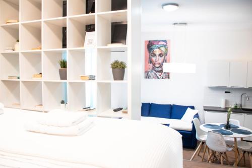 Fantabulous Downtown Abode