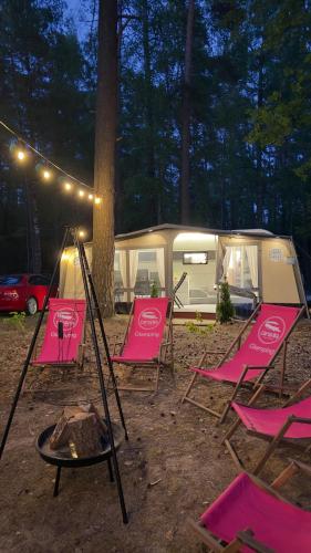 Caravana Juliana Hobby 545 z widokiem na Jezioro