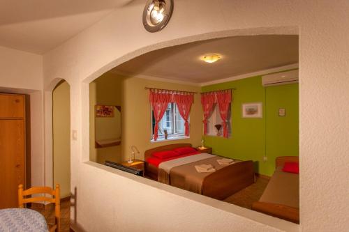 Gallery image of Guest House Floreus Cres in Cres