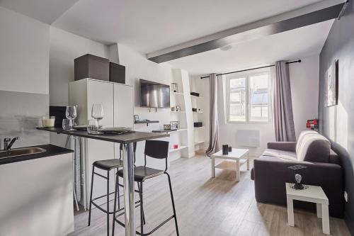 Nice Studio Beaubourg Le Marais 6