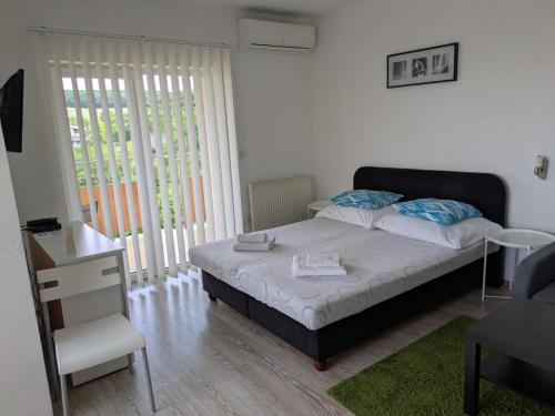 Moderný Apartmán v Podhájskej