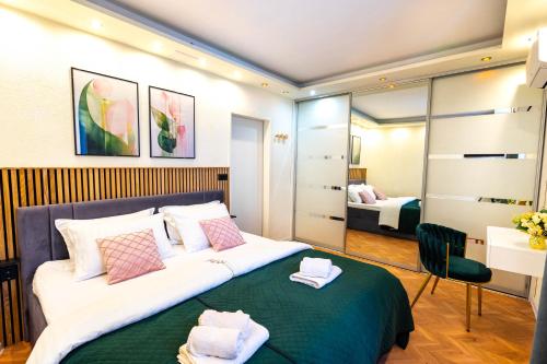 Charming Apartment 5 min walk from Split Old town