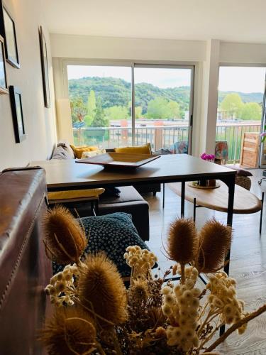 Photo de la galerie de l'établissement Appartement Cosy verdure et soleil, à Villeneuve-Loubet