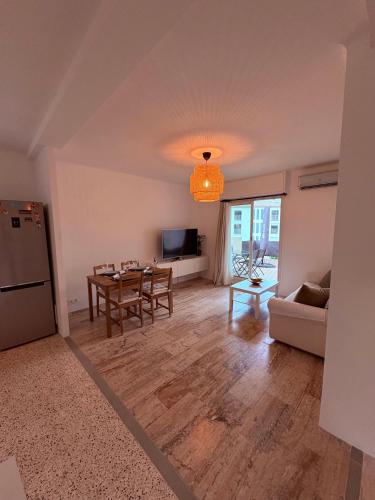 Photo de la galerie de l'établissement Appartement cosy à Vence, à Vence