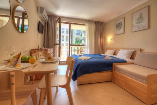 A seating area at Cascadas Holiday Apartments