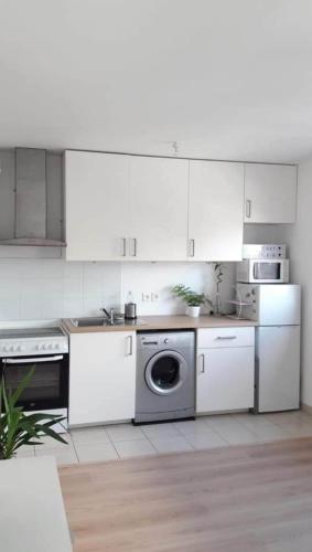 Photo de la galerie de l'établissement Cozy apartment Paris 5 min Metro, à Ivry-sur-Seine