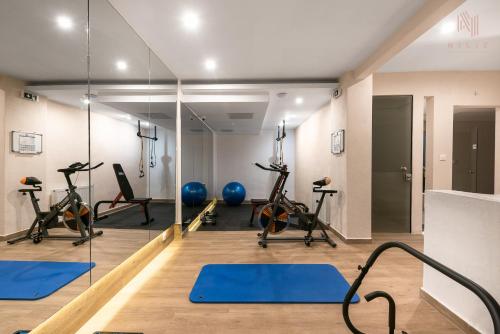 Fitness centrum a/nebo fitness zařízení v ubytování SkyHigh, Nilie Hospitality MGMT