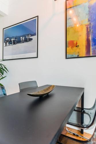 Downtown Castle and River View Apartment