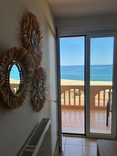 Koumpe Blue Sea View Apartment