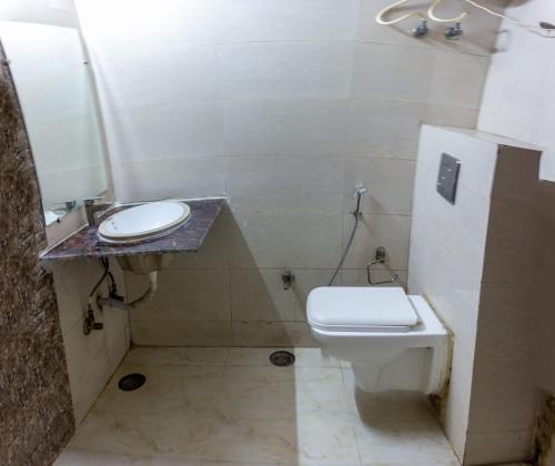 Ένα μπάνιο στο Hotel Vishesh Continental