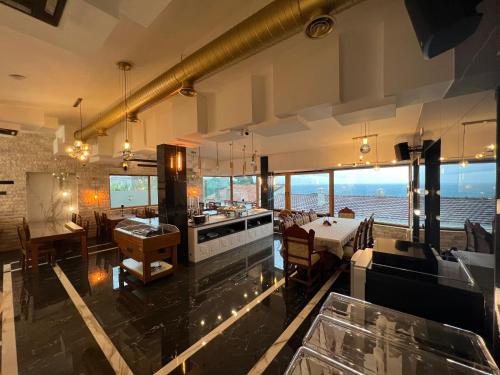 Gallery image of Barjaktar - Luxury Suites & SPA in Ulcinj