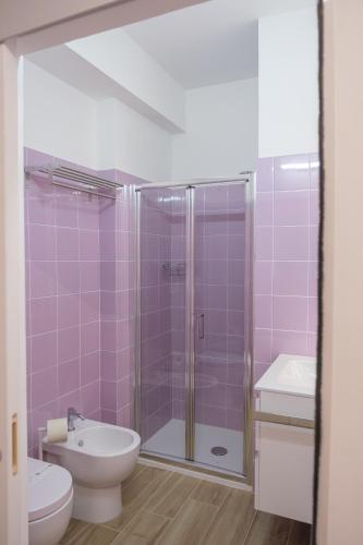 RainbHome Colourful Roman Suites photo 61