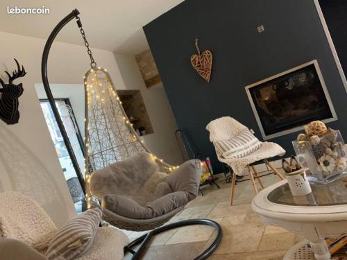 Posezení v ubytování Gite de charme 6 pers avec SPA privé