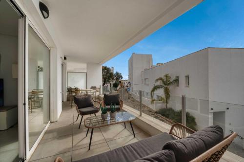 3105 Luxury Apartment with Terrace in Los Monteros