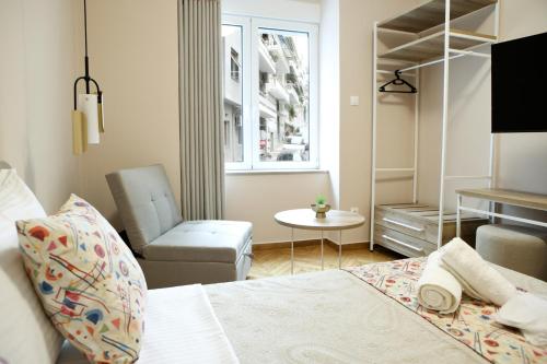 Best House Cleo Pasalimani Piraeus