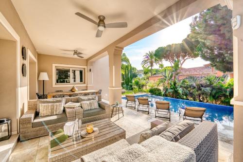 3055 Family villa close to the beach