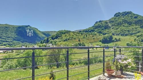 Photo de la galerie de l'établissement Gite- Les Moineaux de Monneaux, à Chambon-sur-Lac
