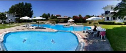 Summer escape in Posidi