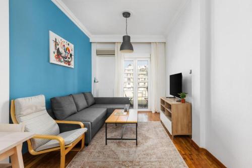 Central 2BR Gem with Fun Decor & Scenic Views