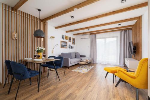 Exclusive Apartments with Balcony by Renters Prestige