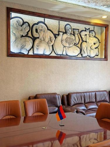 Posezení v ubytování Nairi Hotel Yerevan