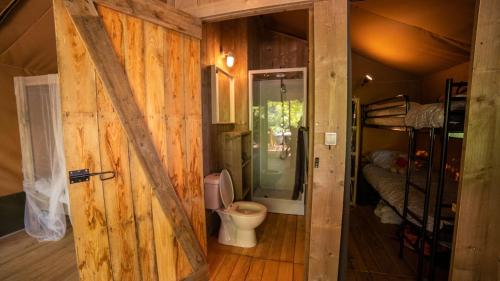 Ένα μπάνιο στο Lodge Holidays - Les Tailladis