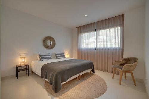 HigueronWest217 Stunning Sea Views 2 Pools