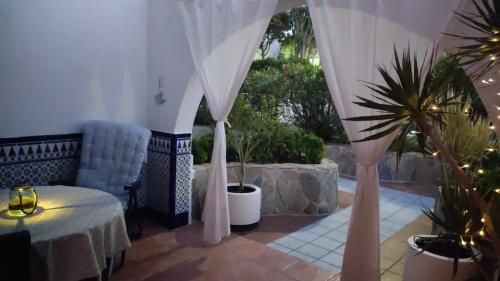 VERA BEACH - Beachside with pool, wifi and AC