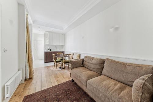 Photo de la galerie de l'établissement Au coeur du quartier St Germain, à Paris