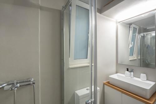 Cozy Studio in Plaka 10 Minutes From Acropolis