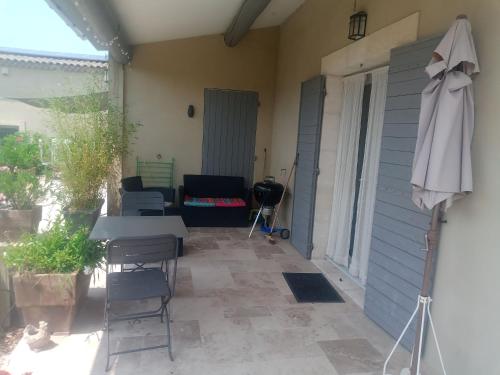 Photo de la galerie de l'établissement Ferienwohnung Goquelicot Le Petit Luberon, à Cabrières-dʼAvignon