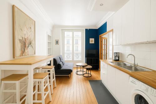 CHAMPS DE MARS - SUFFREN