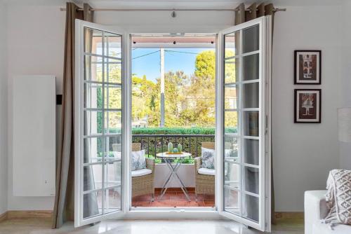 Cozy studio in CapBrun