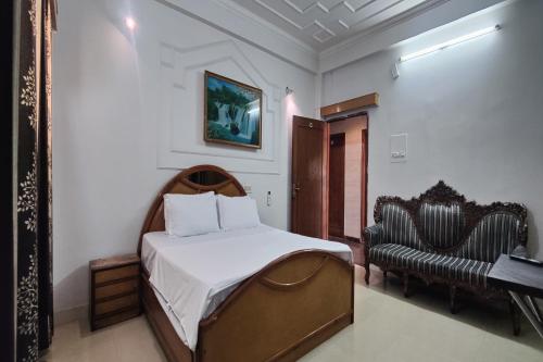 Voodi või voodid majutusasutuse Hotel Purohit Sindhi Camp toas