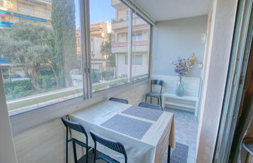 Studio Antibes Centre ville - Parking WIFI Climatisation - LIMESTAY photo 6