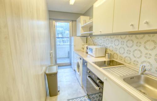 Studio Antibes Centre ville - Parking WIFI Climatisation - LIMESTAY photo 17
