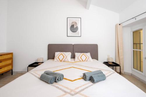 Élégance au Cœur du Vieil Antibes 2 Chambres climatisation 6 personnes photo 7
