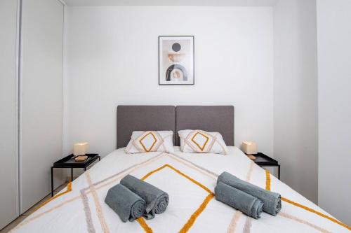 Élégance au Cœur du Vieil Antibes 2 Chambres climatisation 6 personnes photo 22